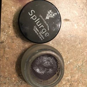 Younique splurge cream shadow